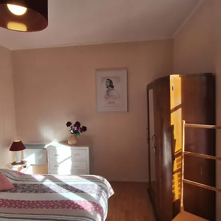 Ferienhaus For 20 People Near Mont-saint-michel Bacilly